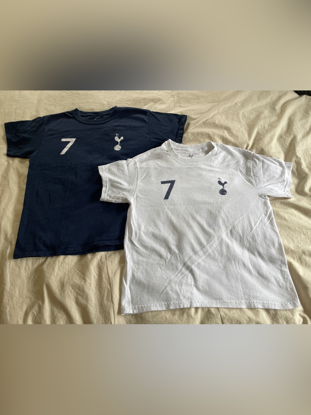 Son No 7 Tottenham Hotspur Kids Short Sleeve Tee in White and Navy